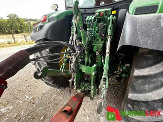 Tracteur agricole John Deere 6130 R  - 7