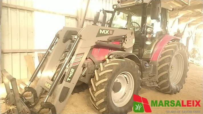 Tracteur agricole Massey Ferguson MF 5713 S - 1
