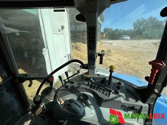 Tracteur agricole New Holland T5.95 CABINE - 9