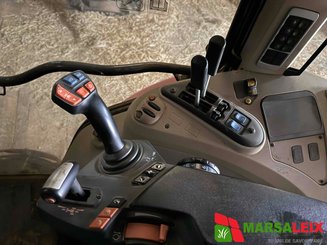 Tracteur agricole Massey Ferguson 5710S - 9