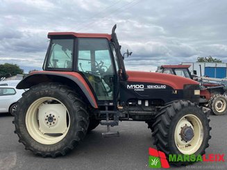 Tracteur agricole New Holland M 100 - 9