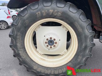 Tracteur agricole New Holland M 100 - 7