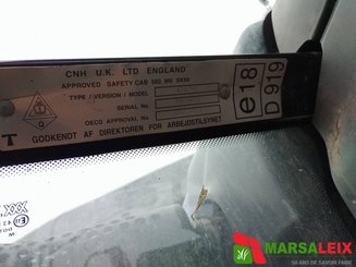 Tracteur agricole New Holland TS 115 - 15