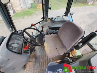 Tracteur agricole New Holland TS 115 - 10