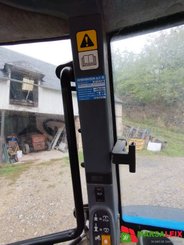 Tracteur agricole New Holland TS 115 - 13