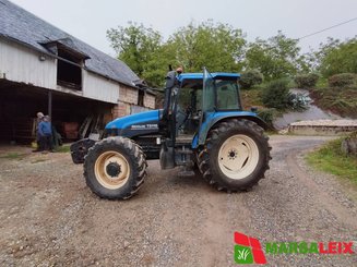 Tracteur agricole New Holland TS 115 - 1