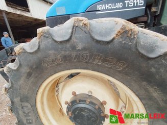 Tracteur agricole New Holland TS 115 - 7
