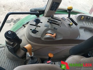 Tracteur agricole John Deere 5090M - 16