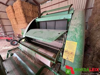 Presse à balles rondes McHale V640 - 5