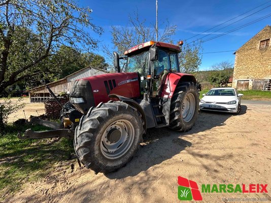 Tracteur agricole Case IH CVX 1135 - 1