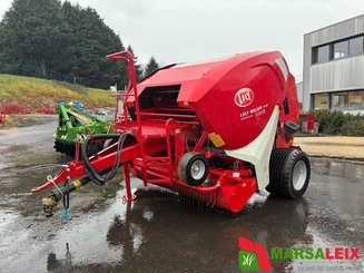 Presse à balles rondes Lely-Welger RP 245 - 2