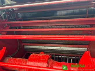 Presse à balles rondes Lely-Welger RP 245 - 10