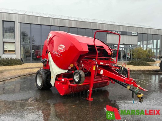 Presse à balles rondes Lely-Welger RP 245 - 1