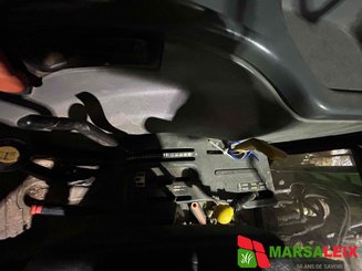 Tracteur agricole New Holland L75 - 8