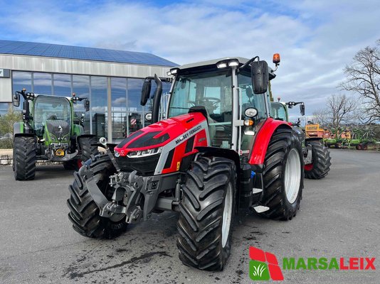 Tracteur agricole Massey Ferguson MF 5S 135 Dyna-6 - 1