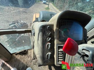 Tracteur agricole Renault ARES 556 RZ  - 16